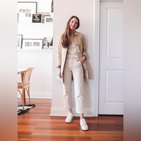 Everlane Denim - Everlane The Straight Leg Crop Jeans in Stone Size 00